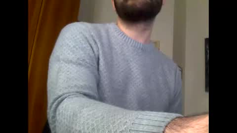 Snapshot of dcs83 chatting on October 18, 2:00 pm dcs83 online show from October 18, 2:00 pm