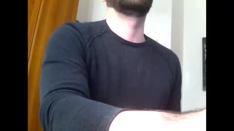 Snapshot of dcs83 chatting on October 11, 2:10 pm dcs83 online show from October 11, 2:10 pm