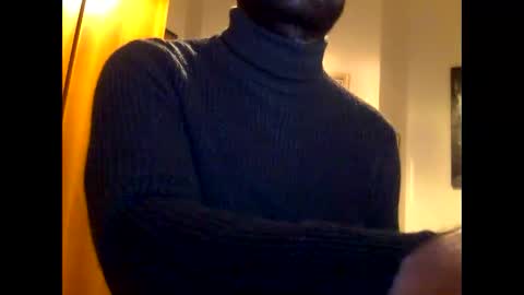 Snapshot of dcs83 chatting on December 21, 4:25 pm dcs83 online show from December 21, 4:25 pm