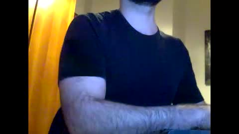 Snapshot of dcs83 chatting on December 9, 3:45 pm dcs83 online show from December 9, 3:45 pm