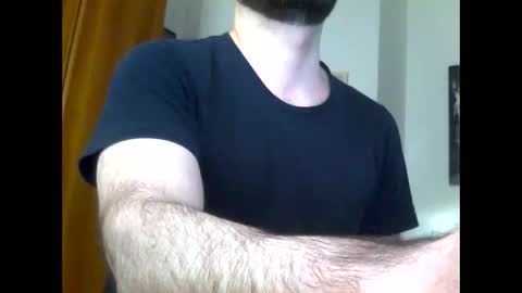 Snapshot of dcs83 chatting on January 6, 1:52 pm dcs83 online show from January 6, 1:52 pm