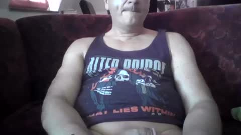 Play with me while I watch you german handsome squirtlover love small girls small tits big clit cut c2c shaved online show from June 18, 9:36 am