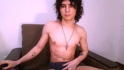 dean_raven online show from December 5, 11:56 pm