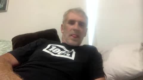 deanofflove221000 online show from November 23, 6:24 am