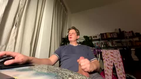 deep_long_vibes online show from November 3, 5:37 pm