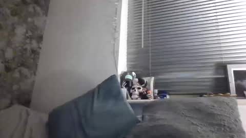 deetwo345 online show from October 29, 12:02 am