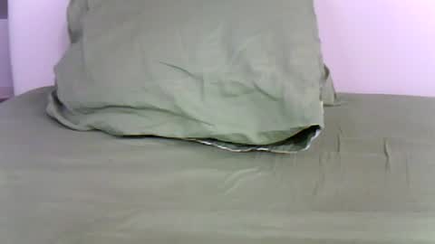 Snapshot of defallaamor78 chatting on February 2, 12:57 pm defallaamor78 online show from February 2, 12:57 pm