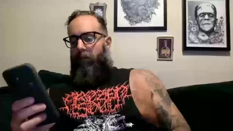 Snapshot of deftones217 chatting on October 17, 6:12 pm Jack online show from October 17, 6:12 pm
