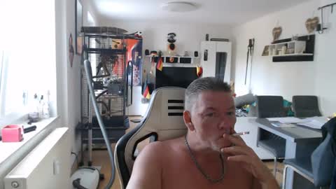 deinprinz2312 online show from June 23, 5:34 am