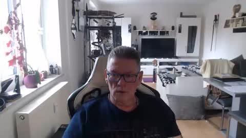 deinprinz2312 online show from March 24, 8:19 am