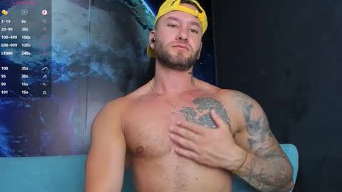 Delessandro online show from February 15, 9:34 pm