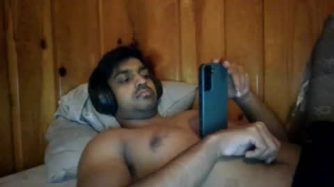 Snapshot of delta0211 chatting on January 5, 6:13 am delta0211 online show from January 5, 6:13 am