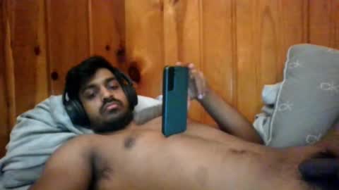 Snapshot of delta0211 chatting on December 20, 5:57 am delta0211 online show from December 20, 5:57 am