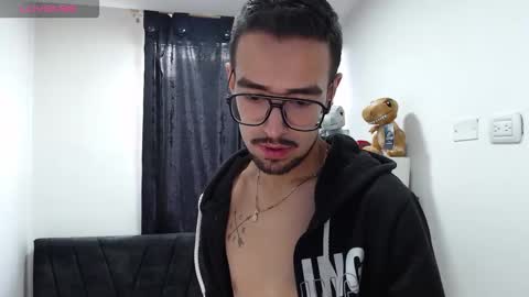 demian_val_4 online show from February 11, 12:21 pm