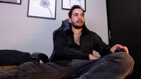 Snapshot of demon_salvatoree chatting on September 24, 12:54 am Demon Salvatore online show from September 24, 12:54 am