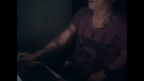 Snapshot of demonnn651 chatting on October 26, 1:51 am demonnn651 online show from October 26, 1:51 am
