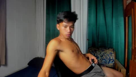 den_cummers online show from July 23, 3:31 pm
