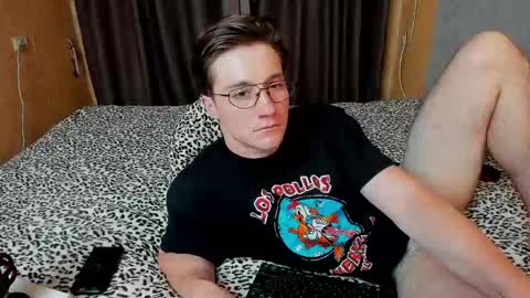 Deni online show from June 4, 8:26 pm