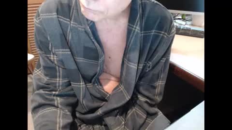 Den  Jet online show from January 26, 11:39 am