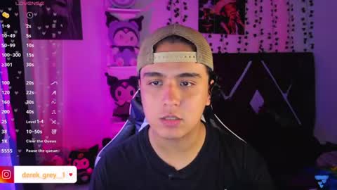 derek grey online show from July 2, 7:09 pm