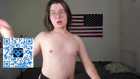 Derek online show from October 23, 10:35 pm