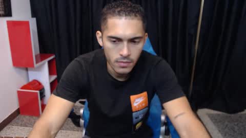 D E R E K online show from November 22, 11:21 am