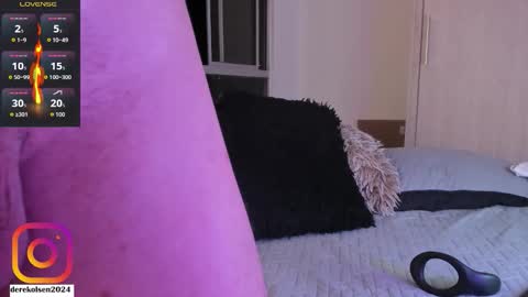 Derek  IG Derekolsen2024 online show from November 30, 4:14 am