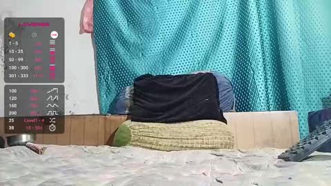 desi_boy799417 online show from February 17, 7:04 am