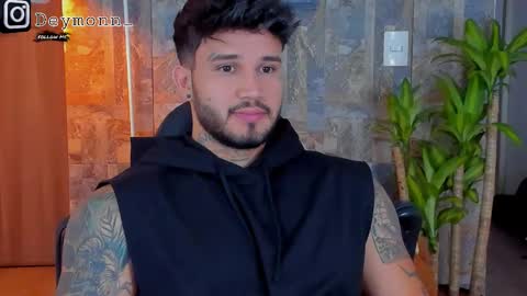 JULIAN online show from October 27, 8:22 pm