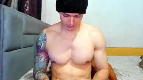 jhon online show from November 4, 3:57 pm