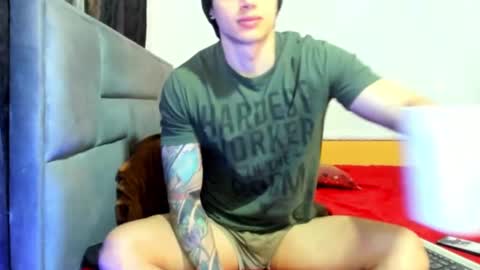 jhon online show from December 4, 7:56 pm