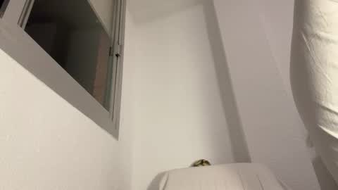 Im Julian  all cum shot videos here    online show from February 21, 1:50 am