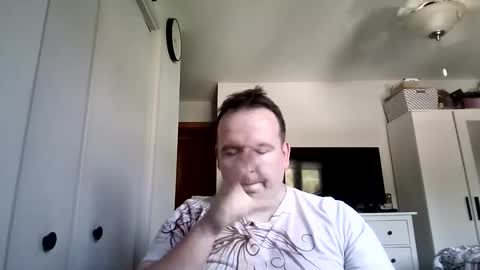 Snapshot of diego_condesso chatting on September 13, 8:21 pm Andy Brownhill online show from September 13, 8:21 pm
