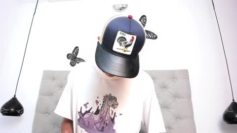 dikey_18 online show from January 29, 8:46 pm