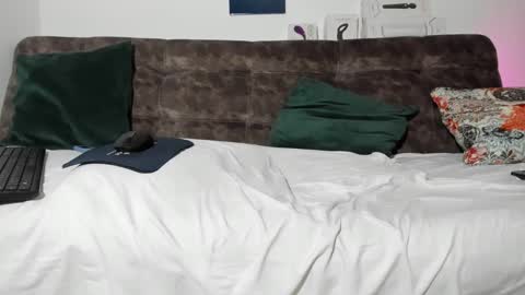 joshua online show from September 13, 6:53 pm