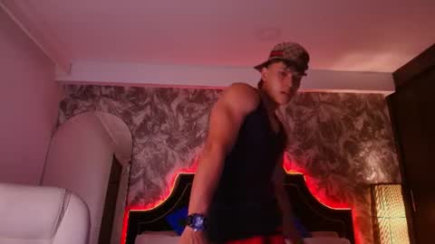 dilanmiller_ online show from July 23, 6:27 pm