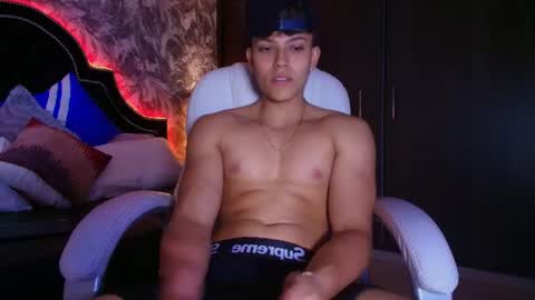 dilanmiller_ online show from July 17, 5:52 pm