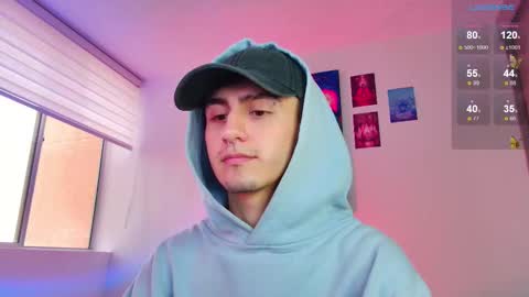 Julian Independent Model online show from November 21, 10:20 pm