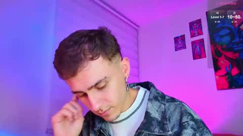 Julian Independent Model online show from March 18, 11:19 pm