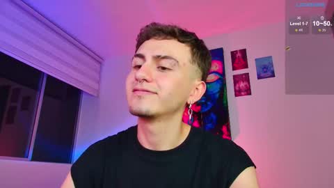 Julian Independent Model online show from November 12, 2:28 am