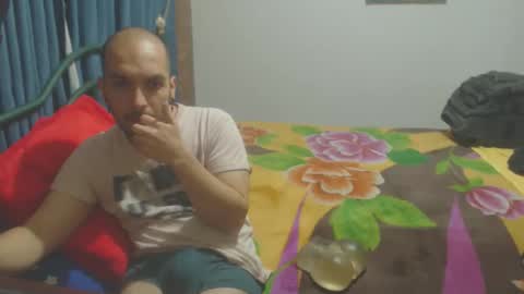 Dincht online show from November 5, 10:34 pm