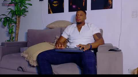 DiosAfricano online show from June 4, 2:50 am