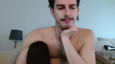 Dirk Diggler online show from January 7, 9:09 pm