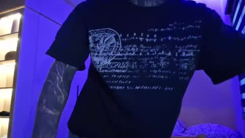 dirtymercedes online show from June 9, 8:27 am