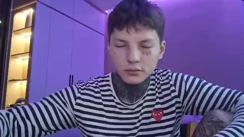 dirtymercedes online show from June 27, 3:53 am