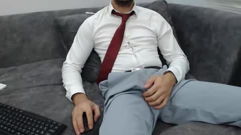 dirtyybooyy77 online show from October 20, 6:45 pm