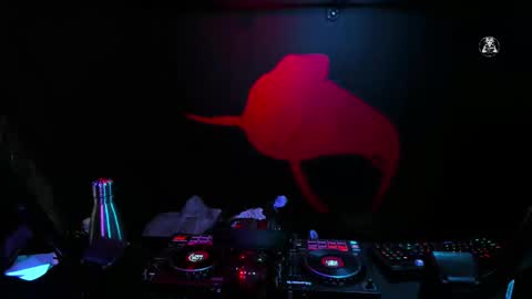 Adrian Arturo online show from March 9, 1:04 am