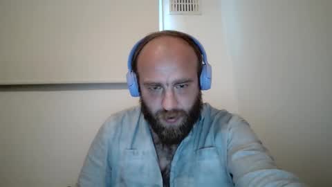 Snapshot of djschoor chatting on September 17, 3:24 pm djschoor online show from September 17, 3:24 pm