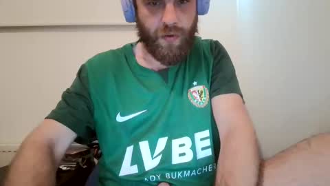 Snapshot of djschoor chatting on September 16, 2:40 pm djschoor online show from September 16, 2:40 pm