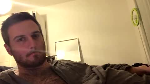 Snapshot of dogdammit chatting on December 8, 1:46 am dogdammit online show from December 8, 1:46 am